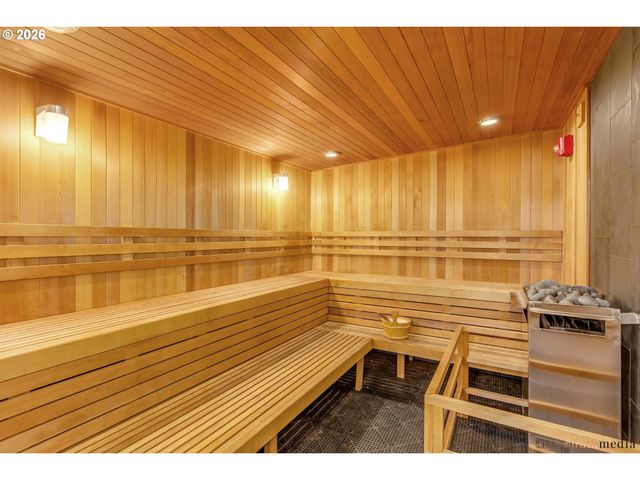 1260 Nw NAITO Pkwy Nw 710, Portland, OR 97209