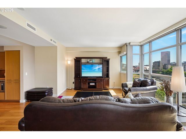 1260 Nw NAITO Pkwy Nw 710, Portland, OR 97209