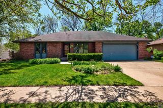 3835 SW Wood Valley DR, Topeka, KS 66610