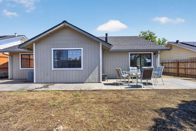 5512 Crossbill Ln, El Dorado, CA 95623
