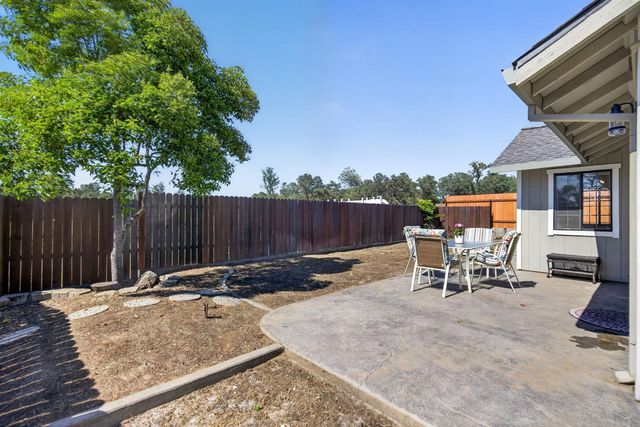 5512 Crossbill Ln, El Dorado, CA 95623