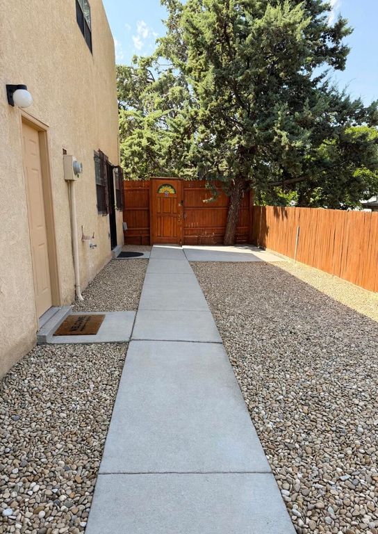 12000 Stilwell Drive NE APT C, Albuquerque, NM 87112