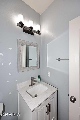 12120 W LEATHER Lane W, Peoria, AZ 85383