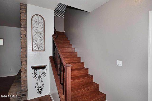 12120 W LEATHER Lane W, Peoria, AZ 85383