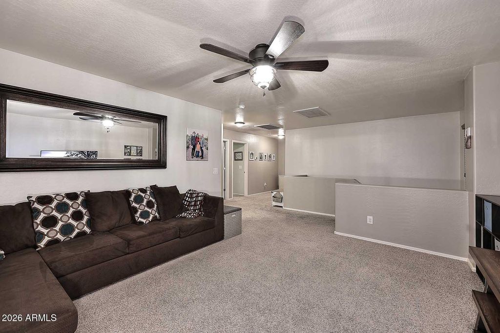 Image 16 of property listing at 12120 W LEATHER Lane W, Peoria, AZ 85383