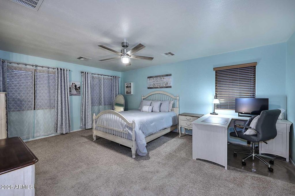 Image 17 of property listing at 12120 W LEATHER Lane W, Peoria, AZ 85383