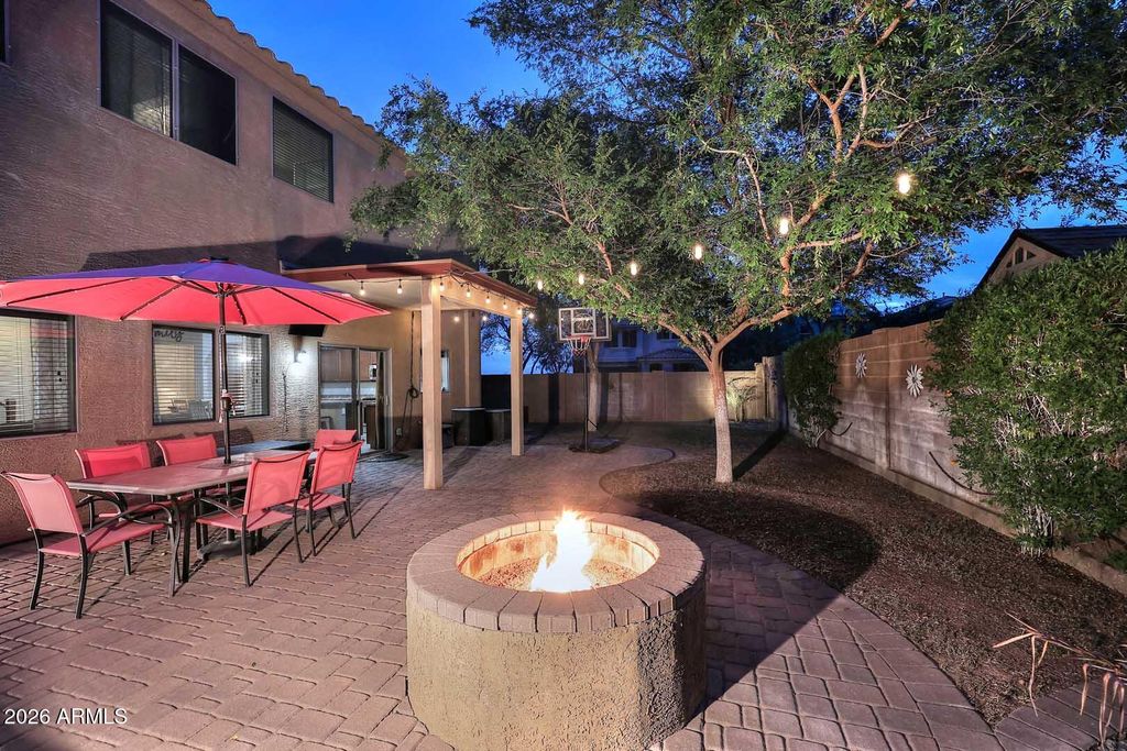 Image 25 of property listing at 12120 W LEATHER Lane W, Peoria, AZ 85383