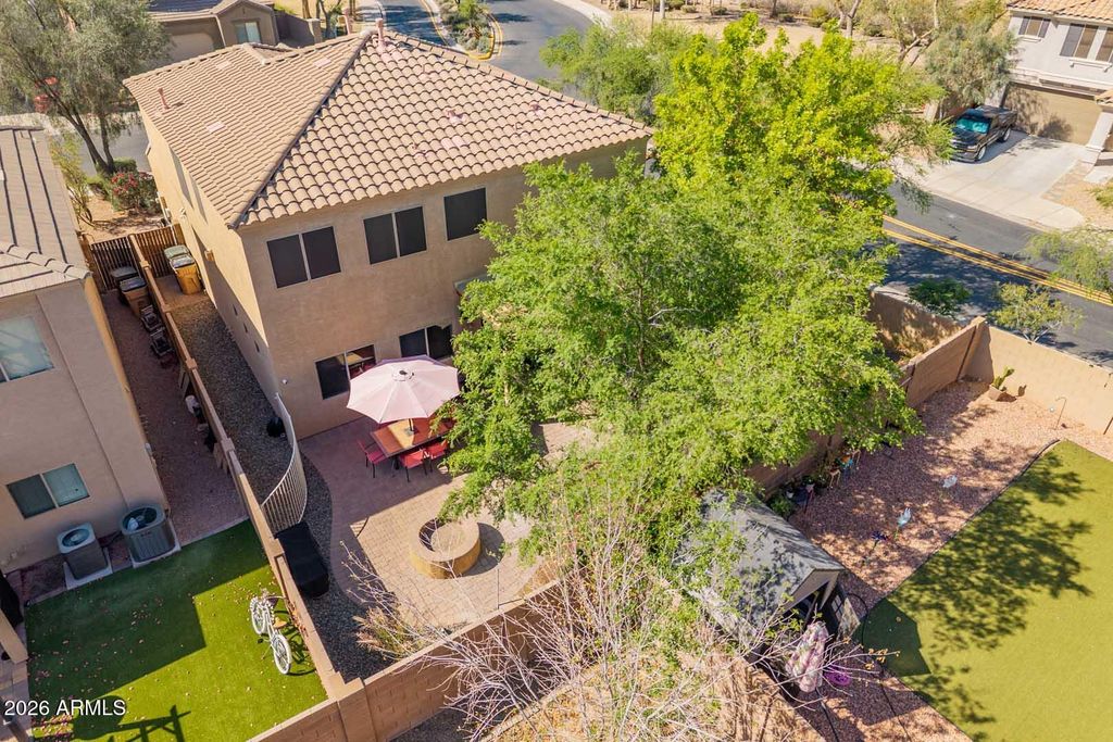 Image 28 of property listing at 12120 W LEATHER Lane W, Peoria, AZ 85383