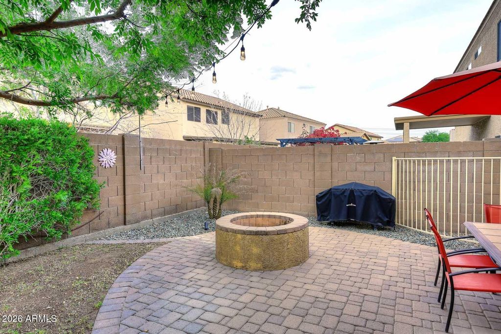 Image 74 of property listing at 12120 W LEATHER Lane W, Peoria, AZ 85383