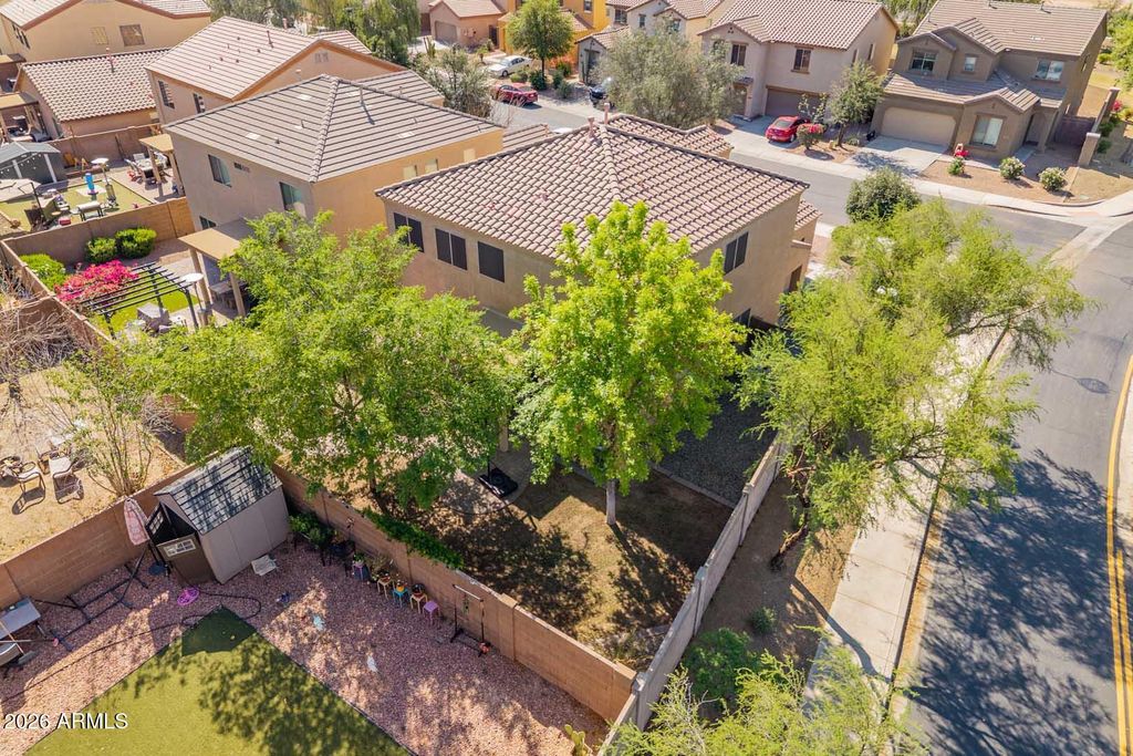 Image 81 of property listing at 12120 W LEATHER Lane W, Peoria, AZ 85383