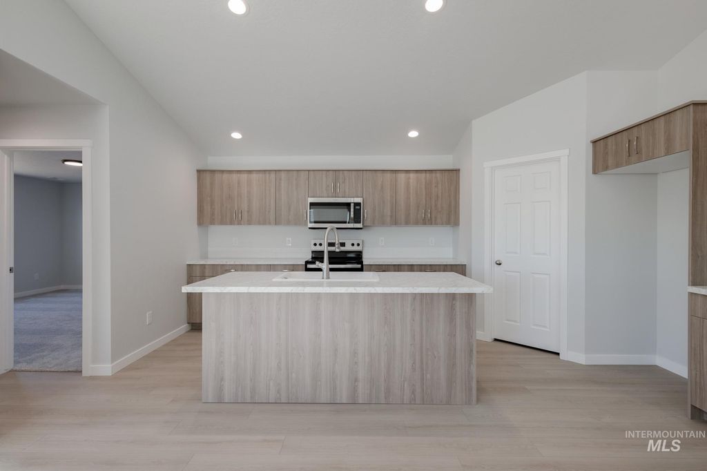 2292 W Red Jasper Dr, Kuna, ID 83634 photo 3