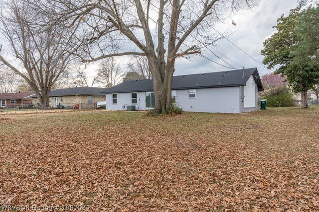 1176 Eastwood Drive, Booneville, AR 72927