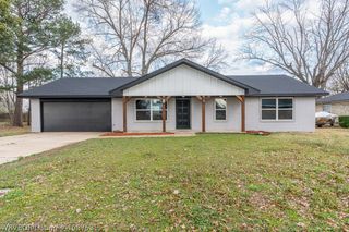 1176 Eastwood Drive, Booneville, AR 72927