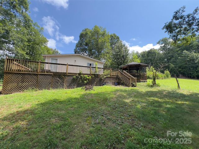 5000 Deal Mill Road, Granite Falls, NC 28630