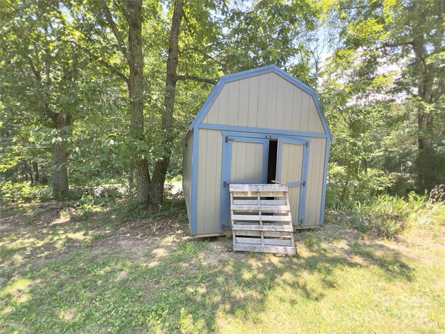 5000 Deal Mill Road, Granite Falls, NC 28630