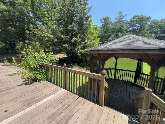 5000 Deal Mill Road, Granite Falls, NC 28630