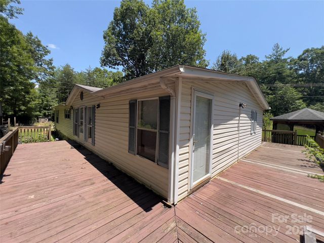 5000 Deal Mill Road, Granite Falls, NC 28630