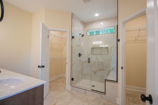 3 Rawlings Rd, Woodlawn, TN 37191