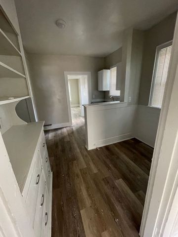 516 S Nueces, Coleman, TX 76384