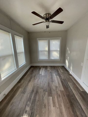 516 S Nueces, Coleman, TX 76384