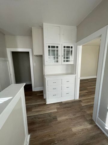 516 S Nueces, Coleman, TX 76384