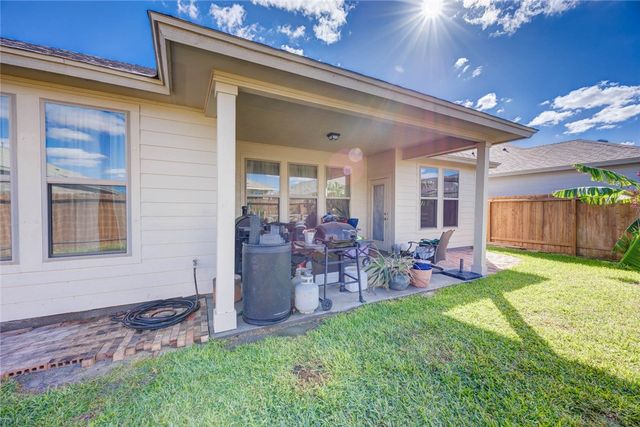 2673 Westeros St, Corpus Christi, TX 78415