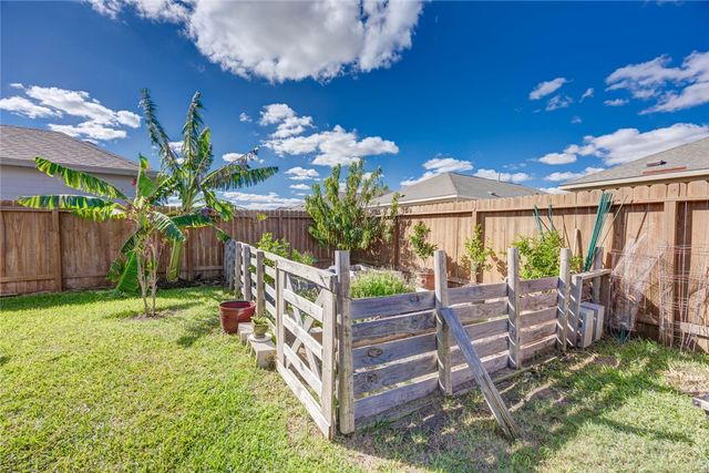 2673 Westeros St, Corpus Christi, TX 78415