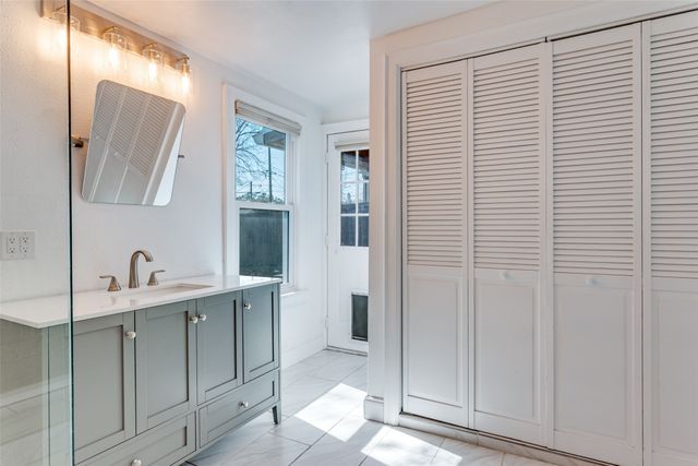 4029 Pershing Avenue, Fort Worth, TX 76107