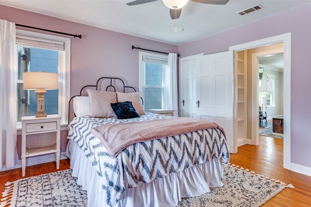 4029 Pershing Avenue, Fort Worth, TX 76107