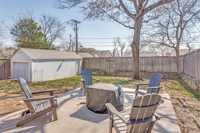 4029 Pershing Avenue, Fort Worth, TX 76107