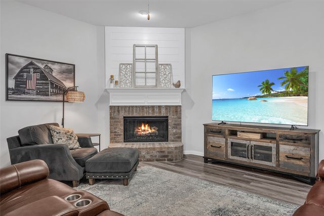 6208 Brownstone Drive, Mckinney, TX 75070