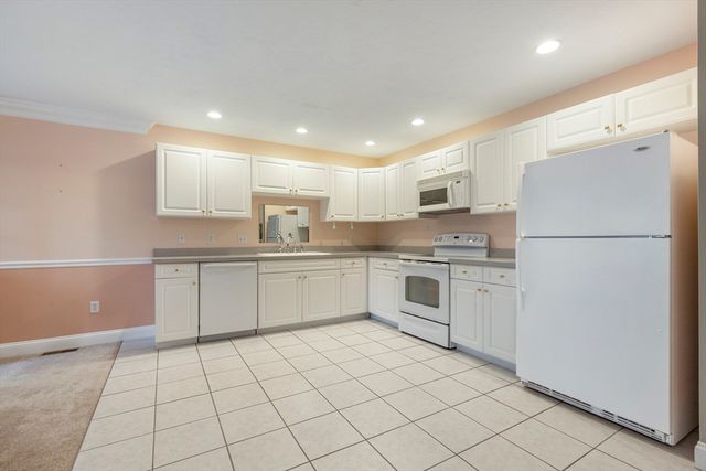 92 Horne Way 92, Millbury, MA 01527