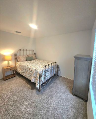 12419 Silversmith LN, Mustang Ridge, TX 78610