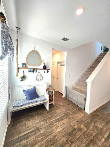 12419 Silversmith LN, Mustang Ridge, TX 78610