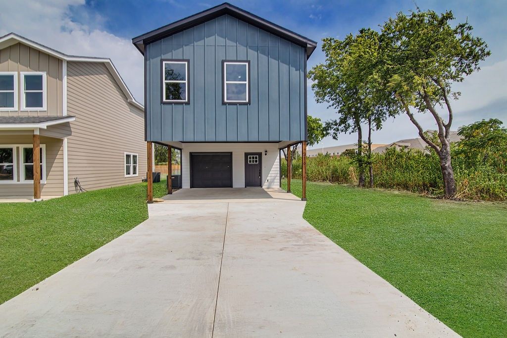 316 W Gambrell Street, Fort Worth, TX 76115 — exterior