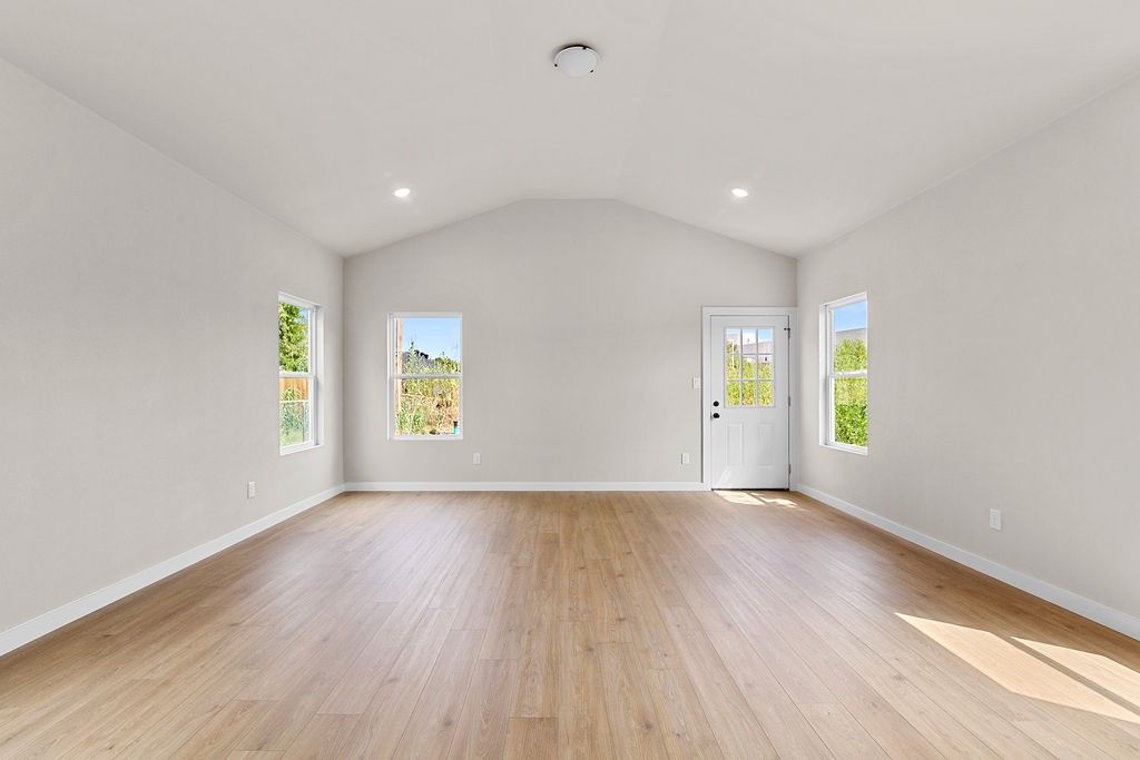 316 W Gambrell Street, Fort Worth, TX 76115 — photo 5