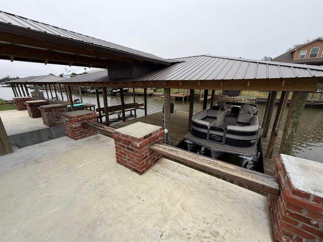 7822 Cutt Pointe Dr, Ventress, LA 70783