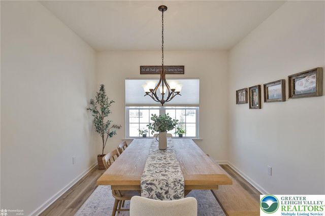 1071 Lisa Lane, Palmer Twp, PA 18045