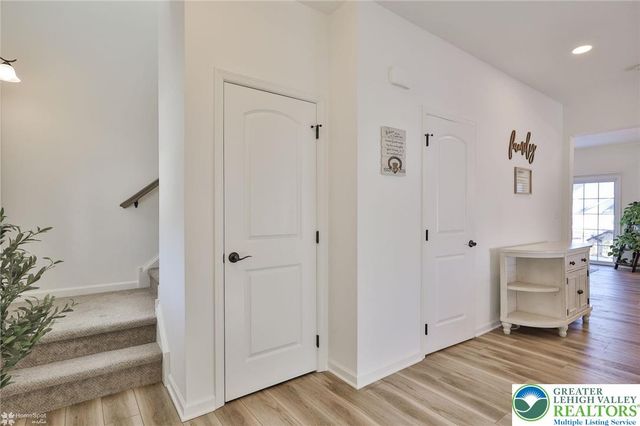 1071 Lisa Lane, Palmer Twp, PA 18045