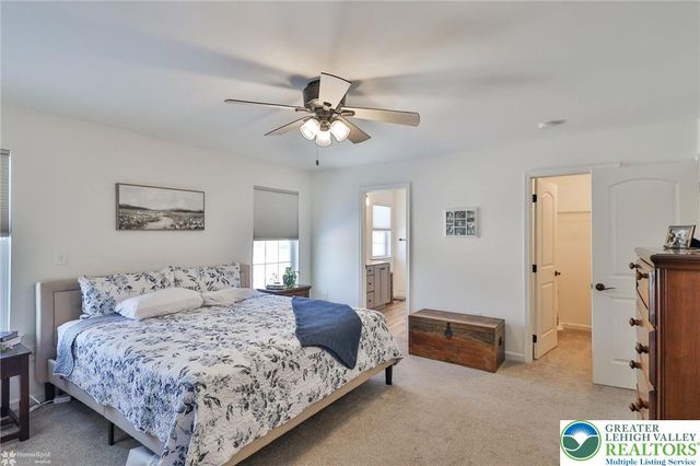 1071 Lisa Lane, Palmer Twp, PA 18045