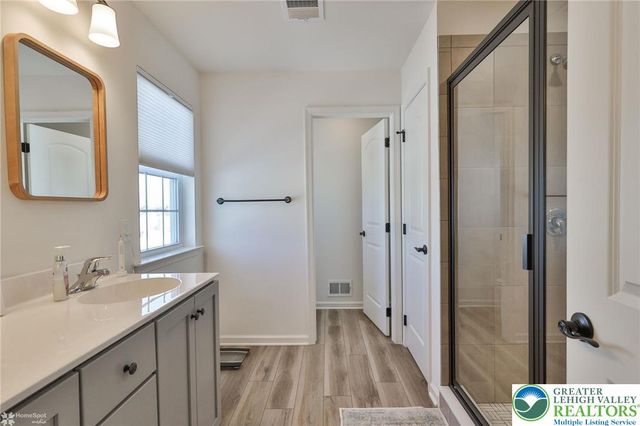 1071 Lisa Lane, Palmer Twp, PA 18045