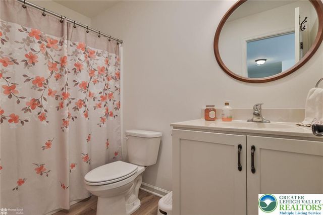 1071 Lisa Lane, Palmer Twp, PA 18045