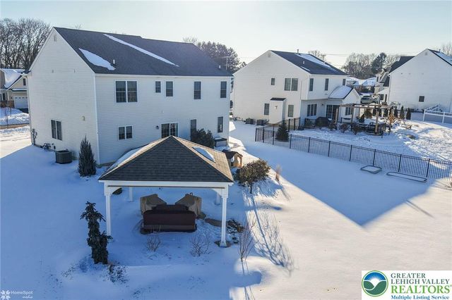 1071 Lisa Lane, Palmer Twp, PA 18045