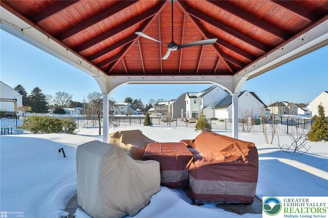 1071 Lisa Lane, Palmer Twp, PA 18045