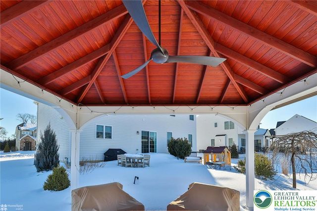 1071 Lisa Lane, Palmer Twp, PA 18045