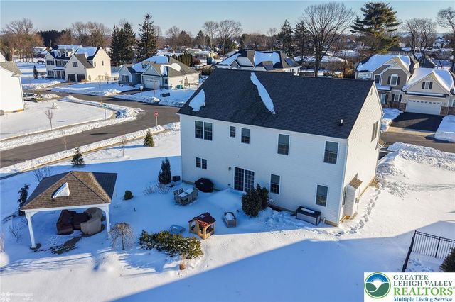 1071 Lisa Lane, Palmer Twp, PA 18045