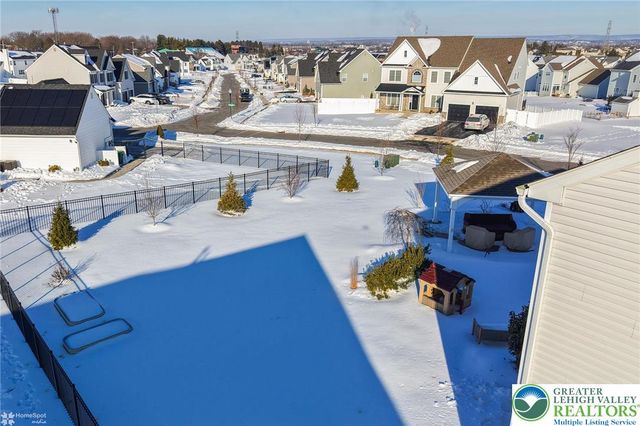 1071 Lisa Lane, Palmer Twp, PA 18045