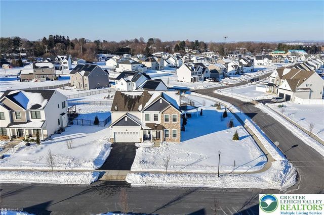 1071 Lisa Lane, Palmer Twp, PA 18045