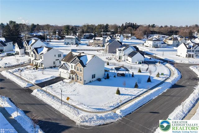 1071 Lisa Lane, Palmer Twp, PA 18045