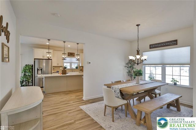 1071 Lisa Lane, Palmer Twp, PA 18045